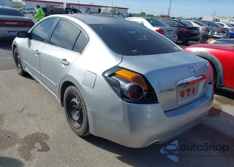 2010 Nissan Altima 2.5 S из США, поврежденный, VIN 1N4AL2AP7AN500573